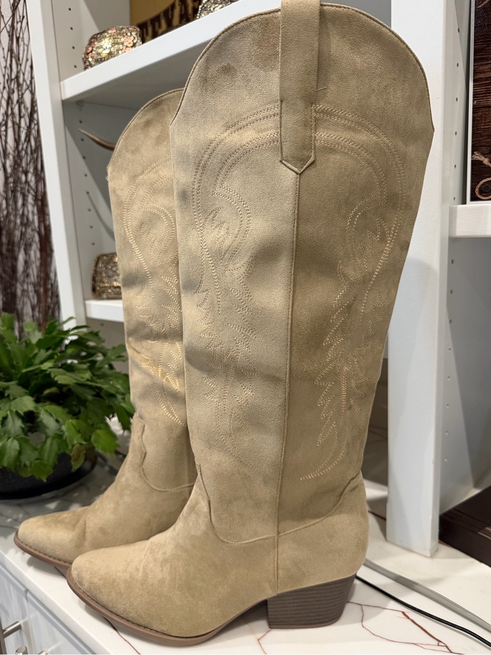 Fomoti Embroidered Knee High Faux Suede Boots - 10 - NEW